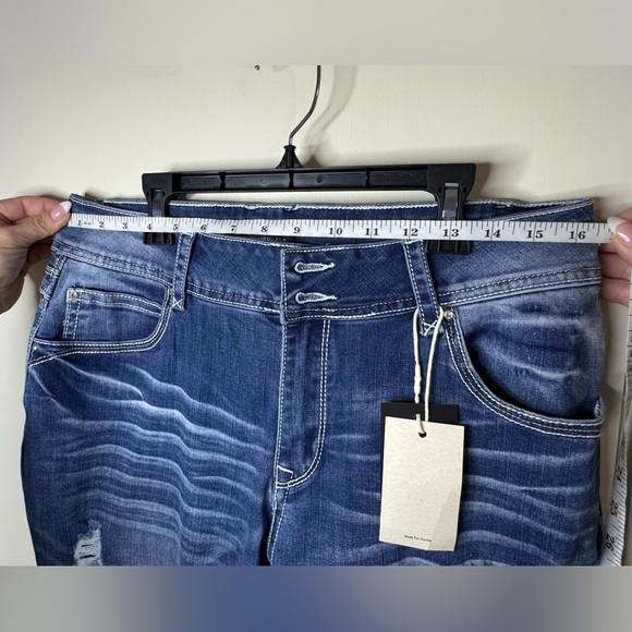 NWT - Women's Distressed Boot Cut Blue Jeans - Picture 5 of 7